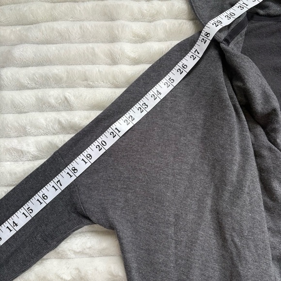 4/25$ Athleta Oversized Scoop Neck Hoodie Charcoal Gray Womens Size XS - Picture 10 of 11